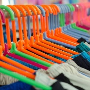 plastic coat hangers