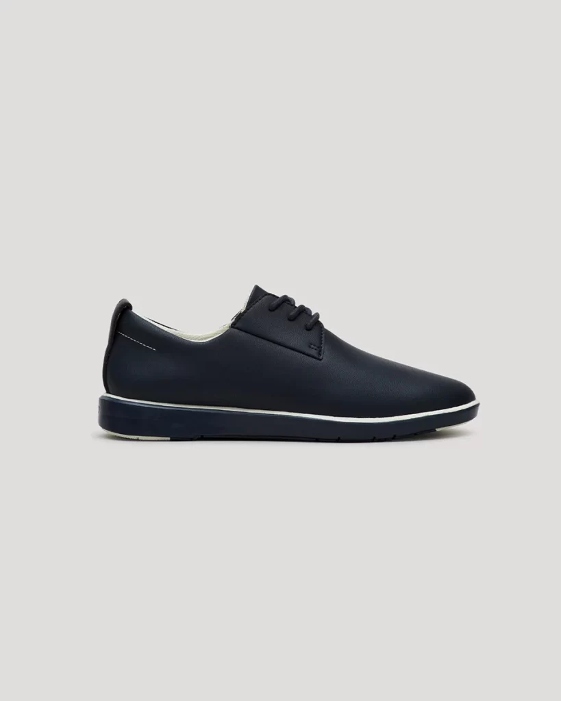 Recycled mens shoes